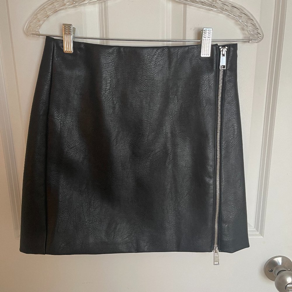 NWT H&M Faux Black Leather Skirt